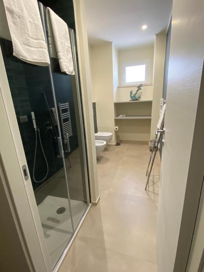 Levante Apartment And Room Bari Exterior foto
